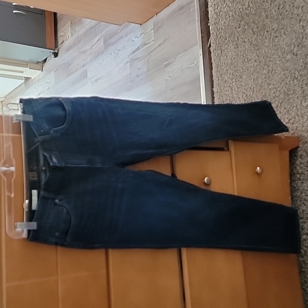Kut from the kloth...new boyfriend jeans KATY